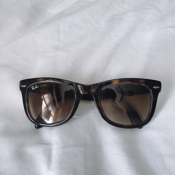 brown tortoise ray ban wayfarer sunglasses